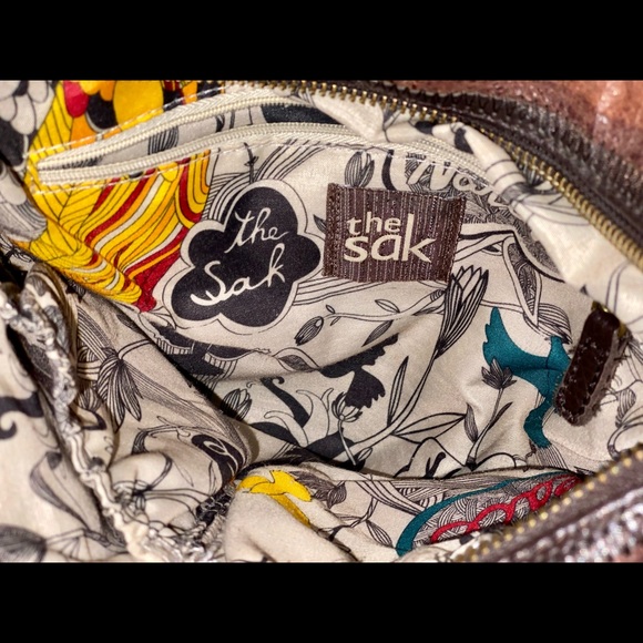 The Sak Iris Brown Leather & Suede Crossbody Bag. - Picture 6 of 7